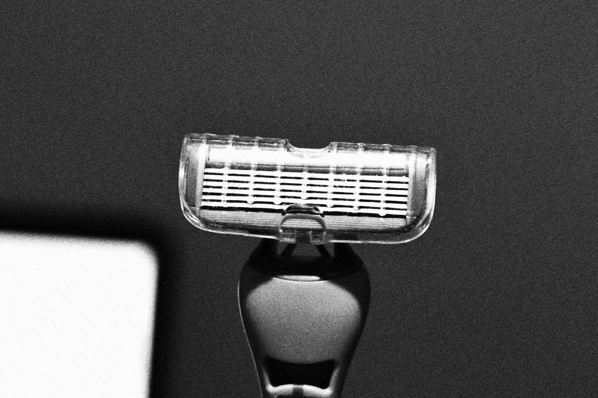 Shaving Gels with Menthol: 7 Proven Tips to Avoid Painful Razor Burn